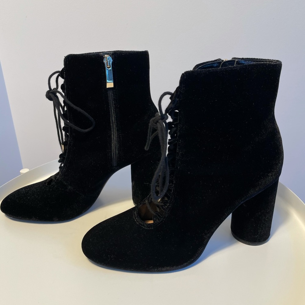 Black velvet Zara ankle boots